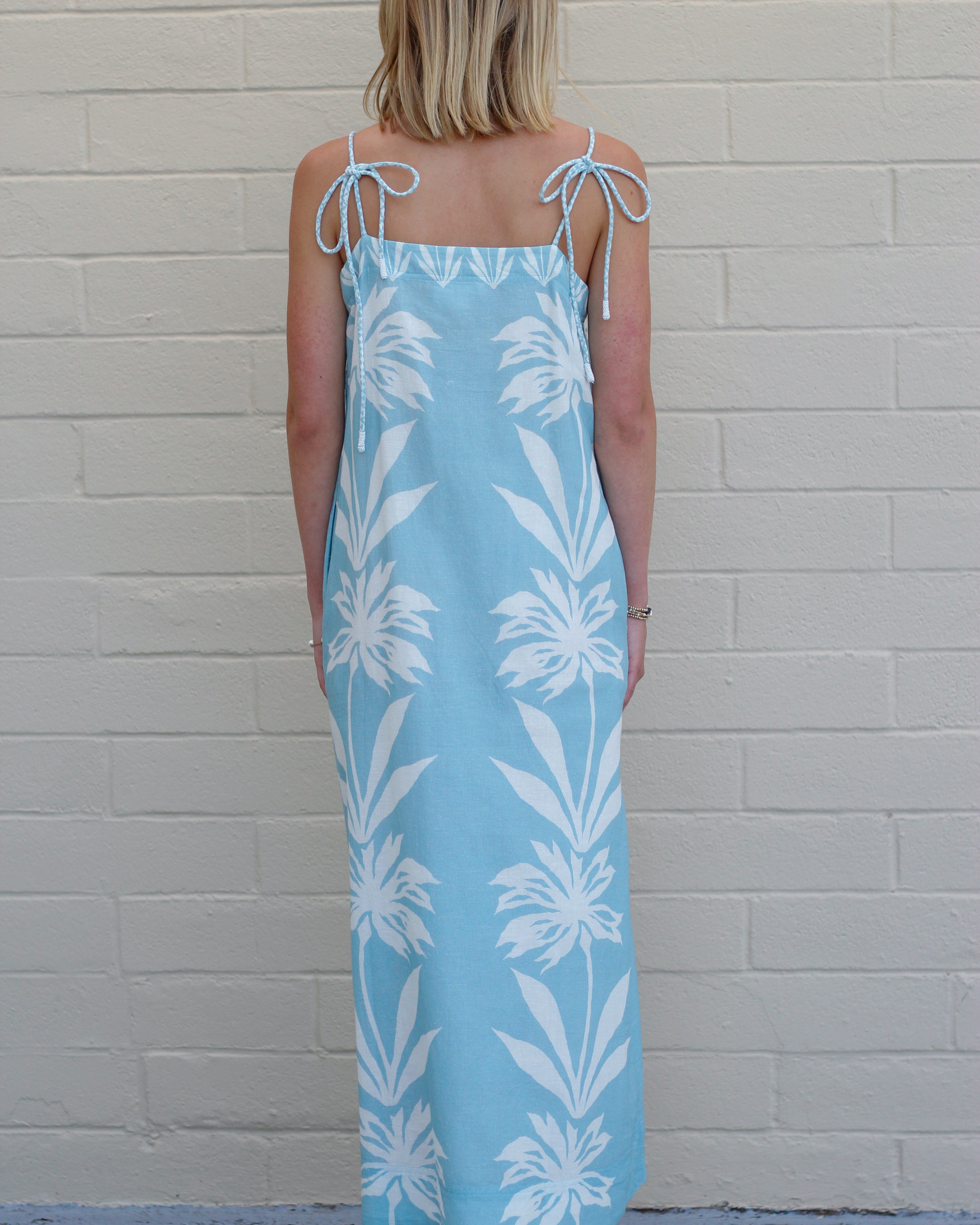 Omika Tillie Maxi in Dana Skylight