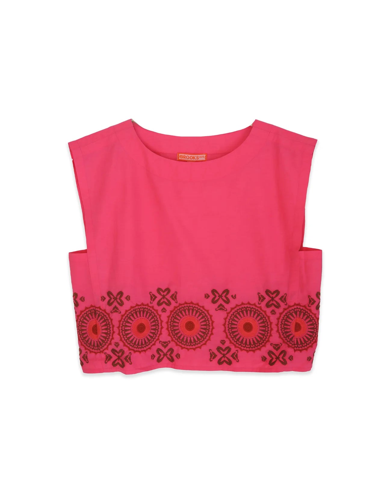 Brooks Avenue Walker Boxy Crop Top in Pink Embroidered