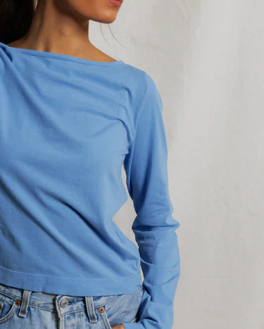 Perfect White Tee Parker in Pacific Blue