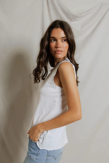 Perfect White Tee Faye Crispy Cotton Sleeveless Crew Neck