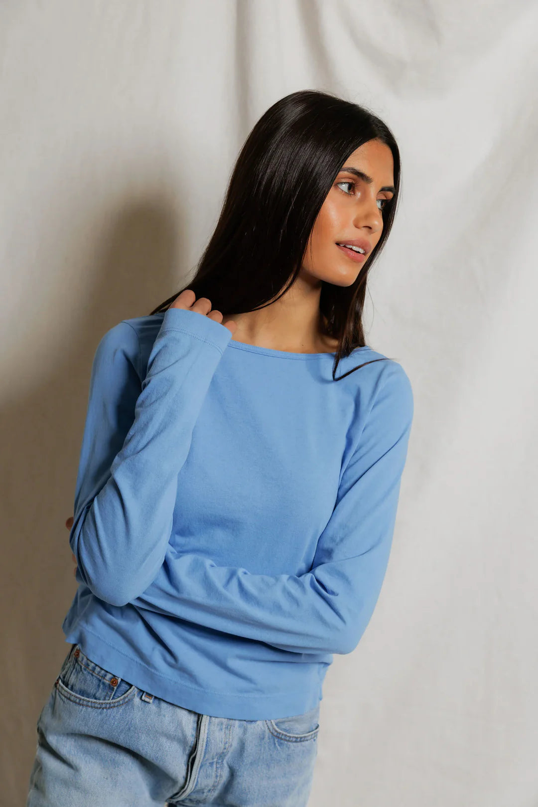 Perfect White Tee Parker in Pacific Blue